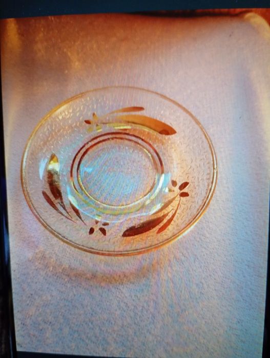 Farfurii desert aurite