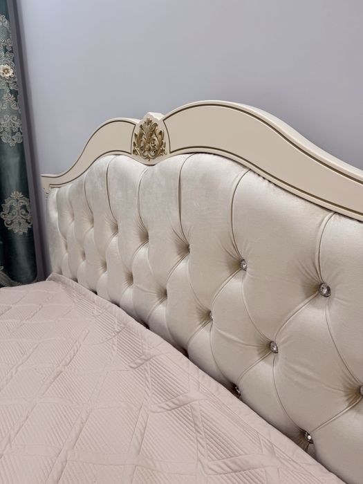 Продаю кровать 2х спальную