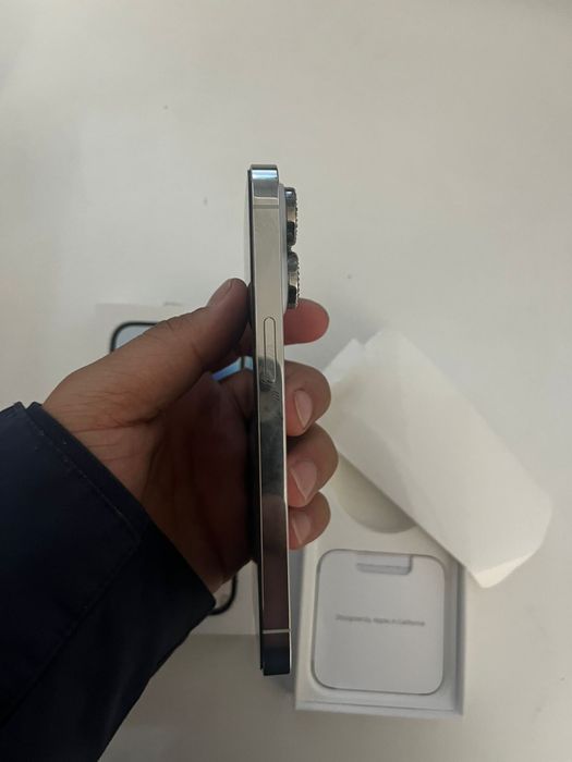 продам айфон 14 про