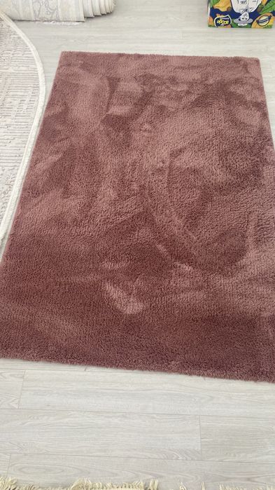 Кілем почти новый  сатылады 1,5*2