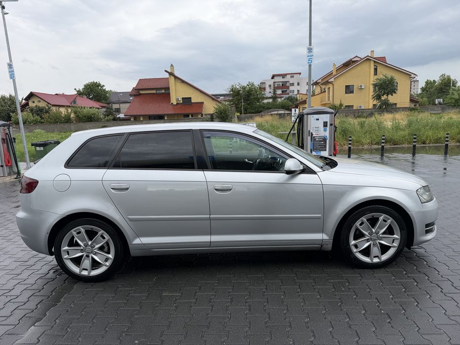 AUDI A3 2010 — imagine 3