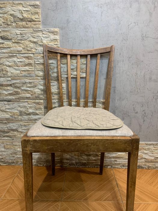 Стулья деревянные