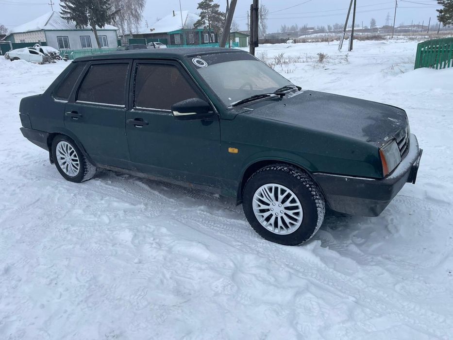 Продам на ходу 21099