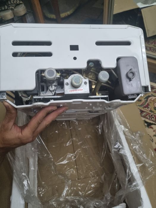 Продам газовую колонку