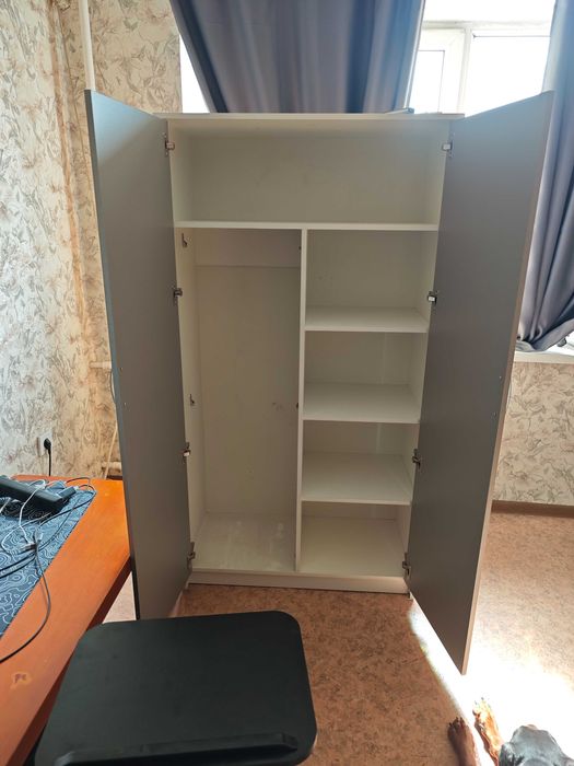 Продам шкаф для девочки серый