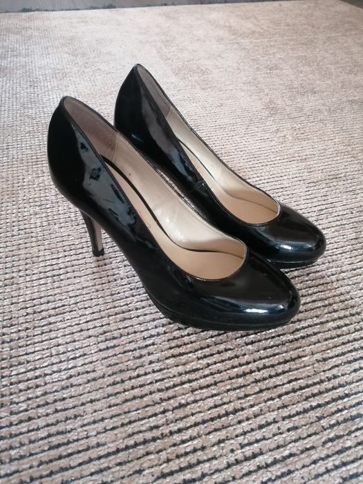 Pantofi cu toc 35