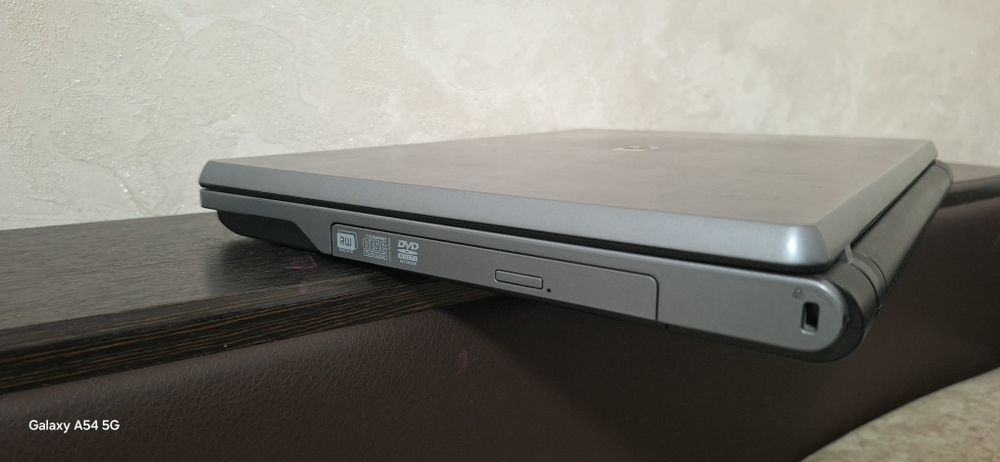 Продам недорого ноутбуки