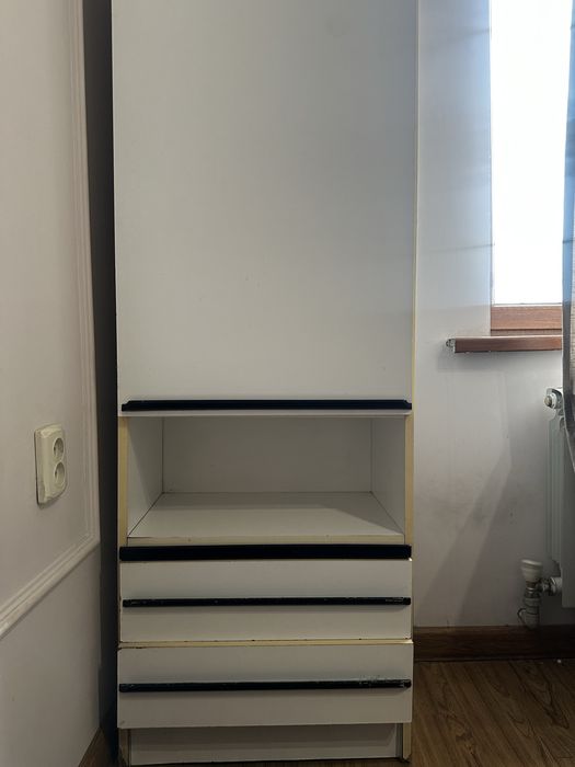 Шкафы, белые, б/у, отдам недорого