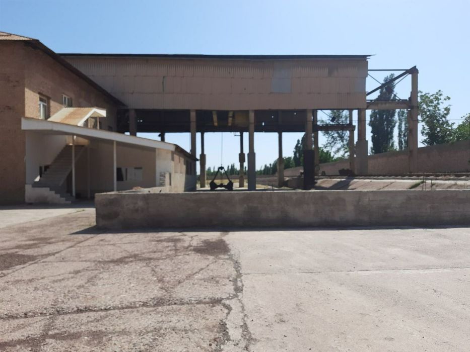 Продаётся 8,5 га производственная база.