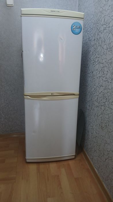 Отдам в руки Холодильник LG