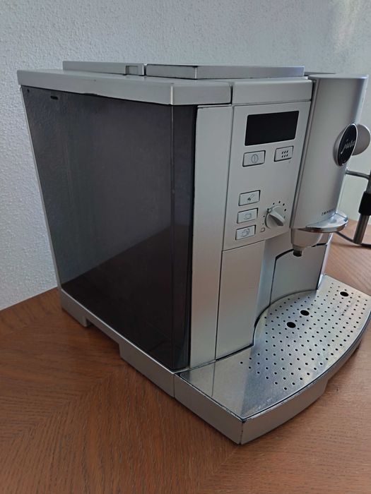 Expresor Jura Impressa s55