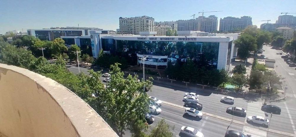 МИНОР МЕТРО 3 хонали квартира