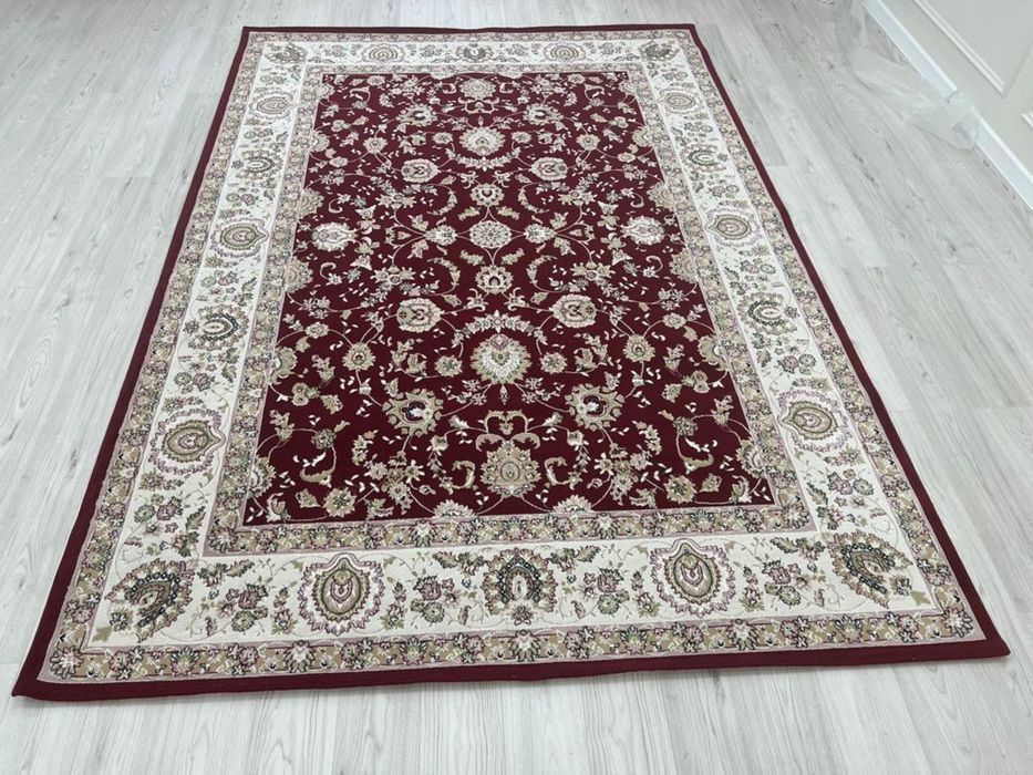 Ковер б/у в хорошем состоянии торг