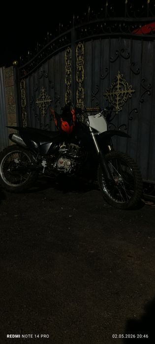 Продам эндуро 250 кубов
