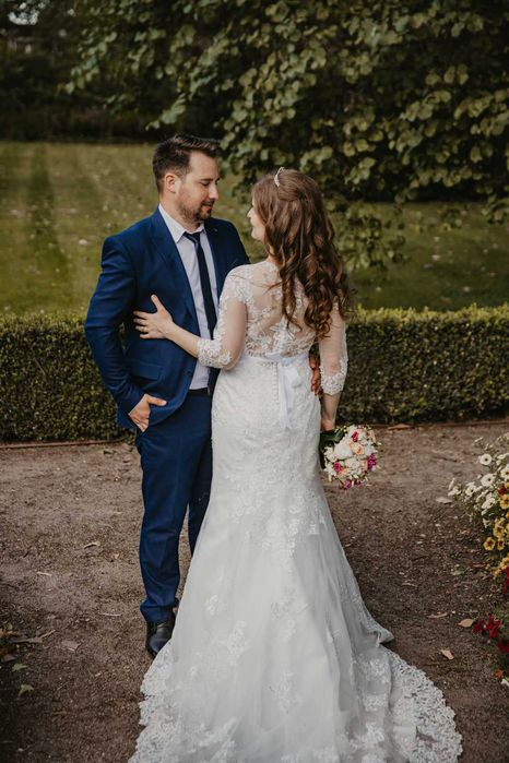 Rochie de Mireasa ( usoara si eleganta)