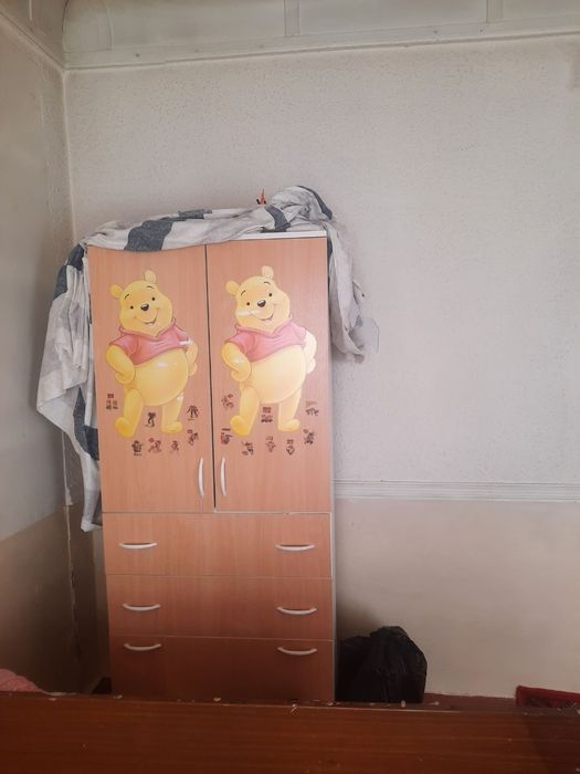 Детский шкаф бе кровати.