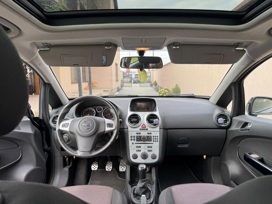Vând Opel Corsa înmatriculat