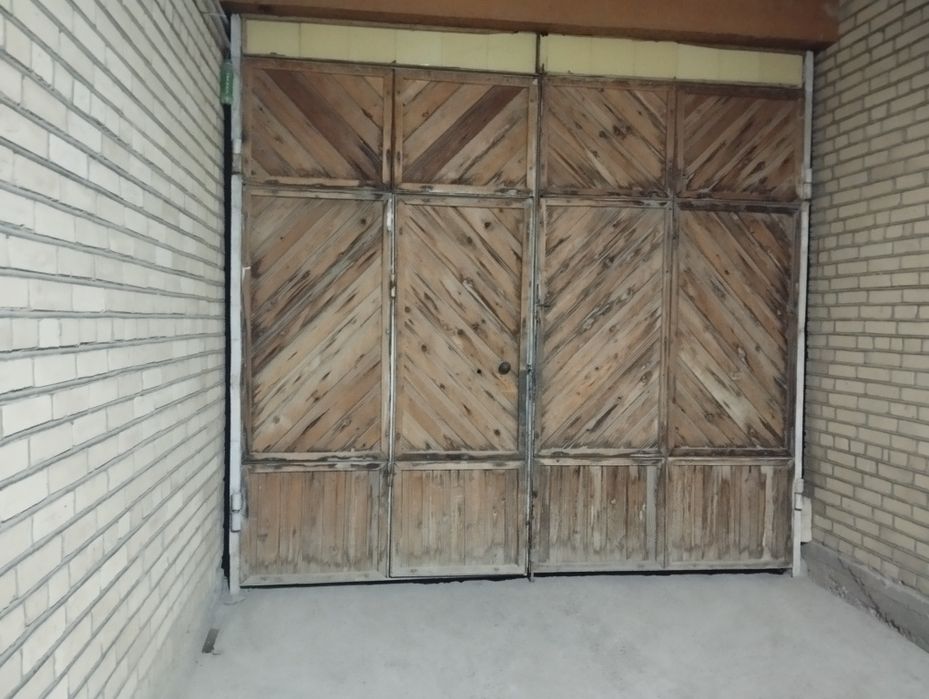 Darvoza sotiladi b/y   2.5mln kelishiladi