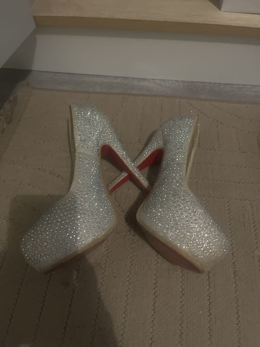 Продам 3 обуви !