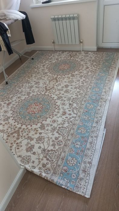 Кілем.              .