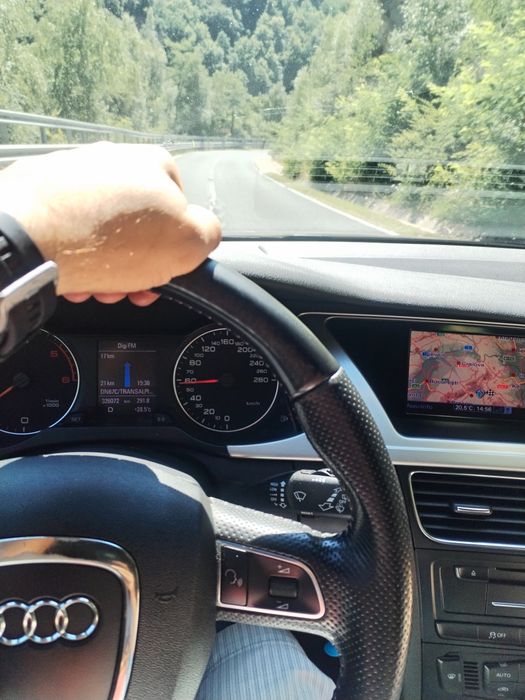 Vând audi a 4 b8 Sline