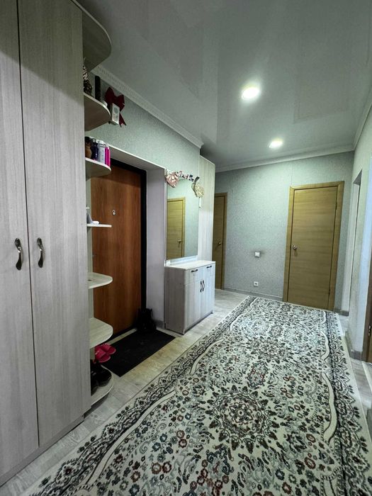 Продам 2х комн кв Батыс школа Билим