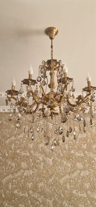 Продам люстру срочно!