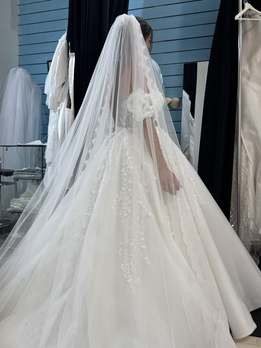 Rochie Mireasa model 2025