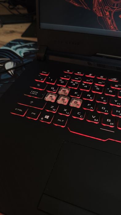 Asus ROG Strix G512LI