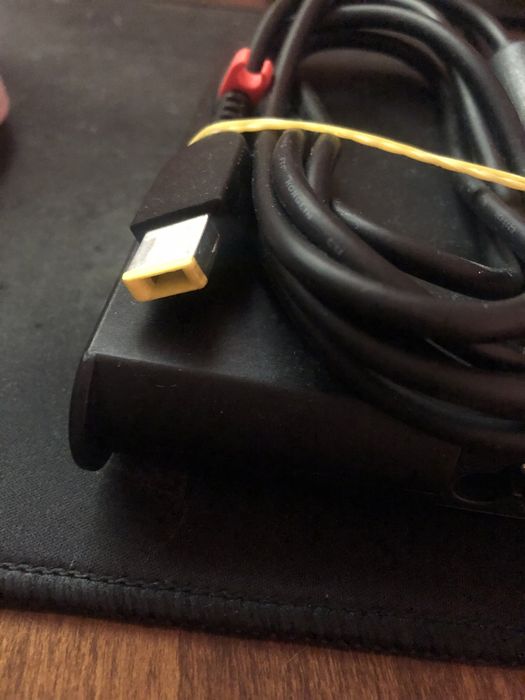Оригинално зарядно за лаптоп Legovo Legion 135W 20v