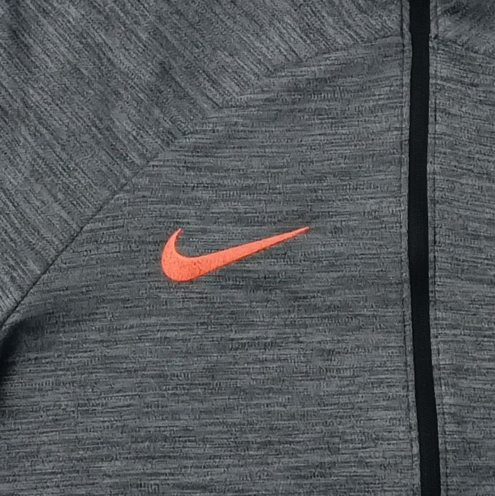 Nike DRI-FIT оригинално горнище ръст 137-147см Найк спорт суичър