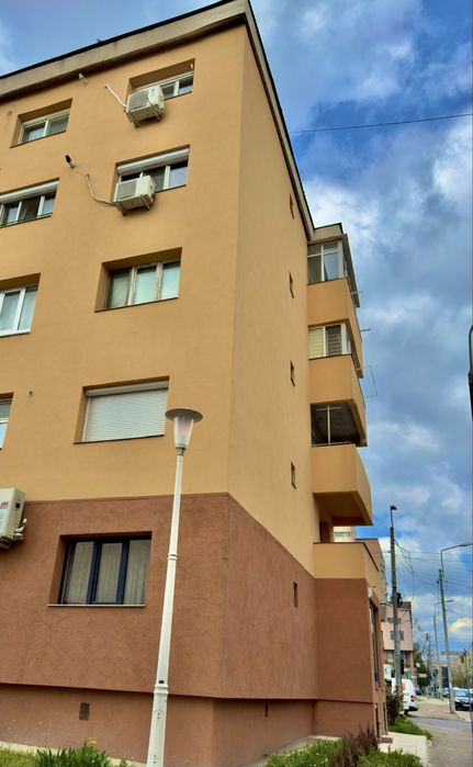 Apartament decomandat 2 camere strada Brâncoveanu