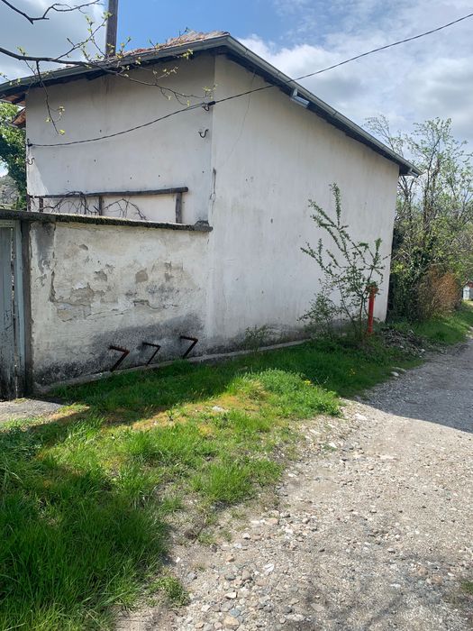 Къща за реставрация в   с. Илинденци Струмяни Сандански