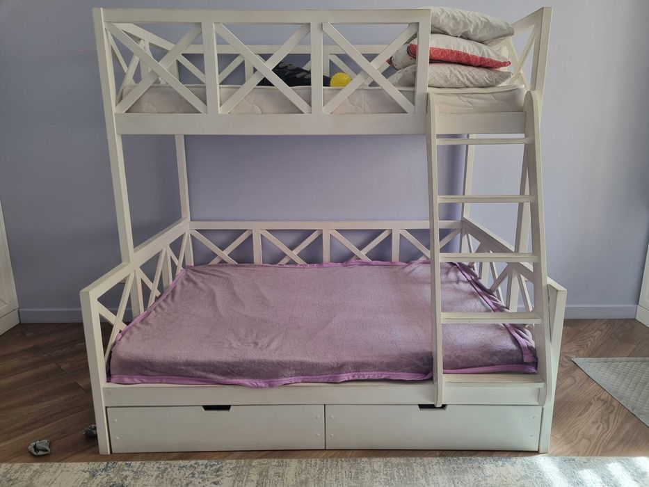 пррдам кровать двухъярусную