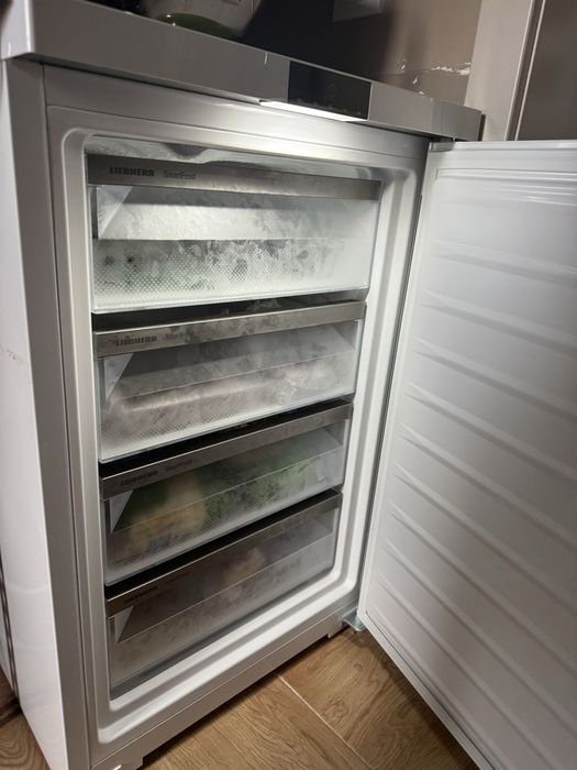 Vand congelator cu 4 sertare 107 l