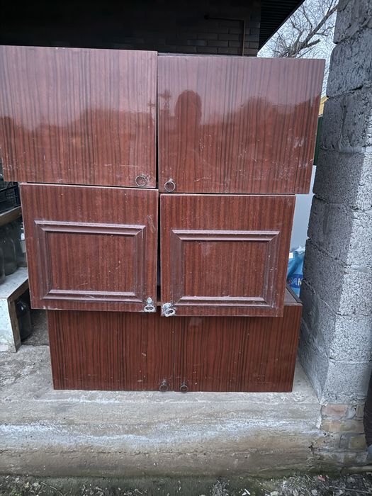 продам шкафчики полки