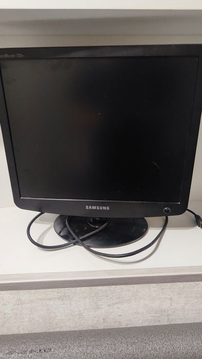 Монитор  Самсунг