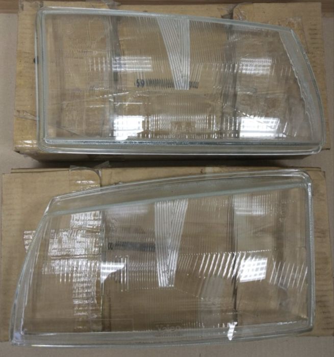 Стекла фар Volkswagen Transporter T4 с 1996 по 2003