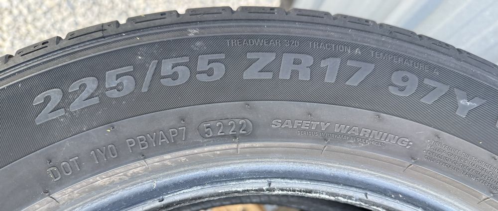 2бр 225/55/17 на 7мм с 5222дот Кумхо