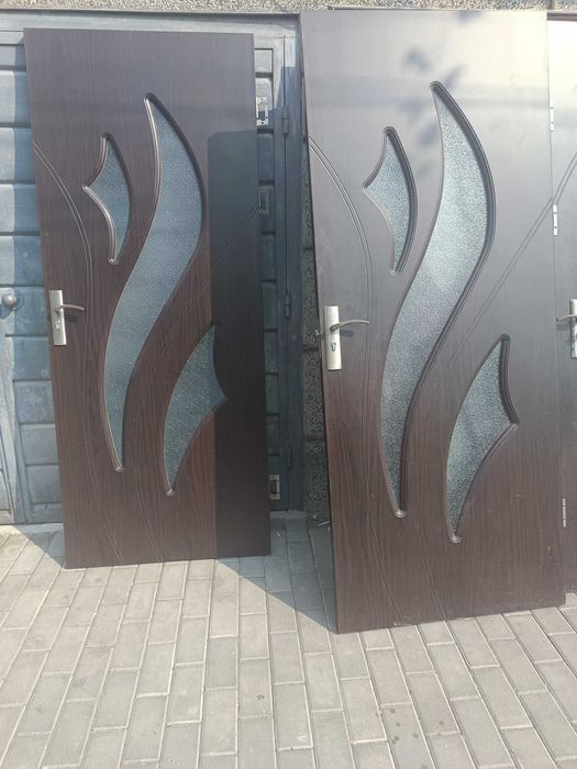 Интериорни врати