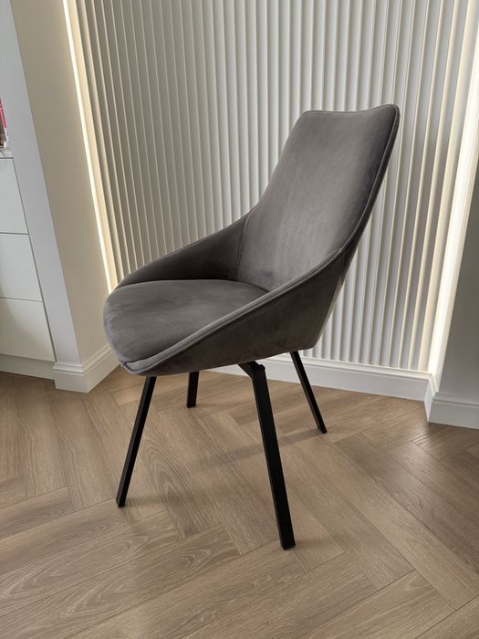 Стул крутящийся синий и серый