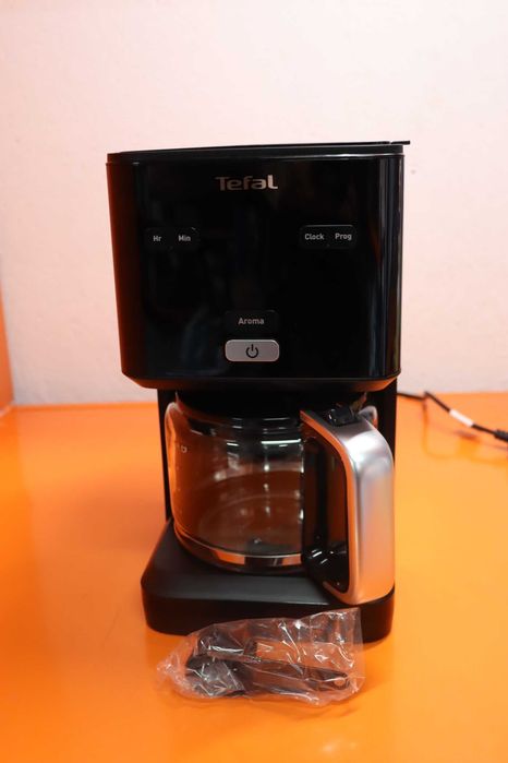 Програмируема филтърна кафемашина Tefal Smart'n Light CM600840/Черна