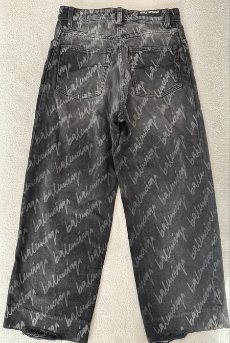 BALENCIAGA Script All-Over Logo Jeans / Черни Маркови Дънки (Размер 25 / XS-S)