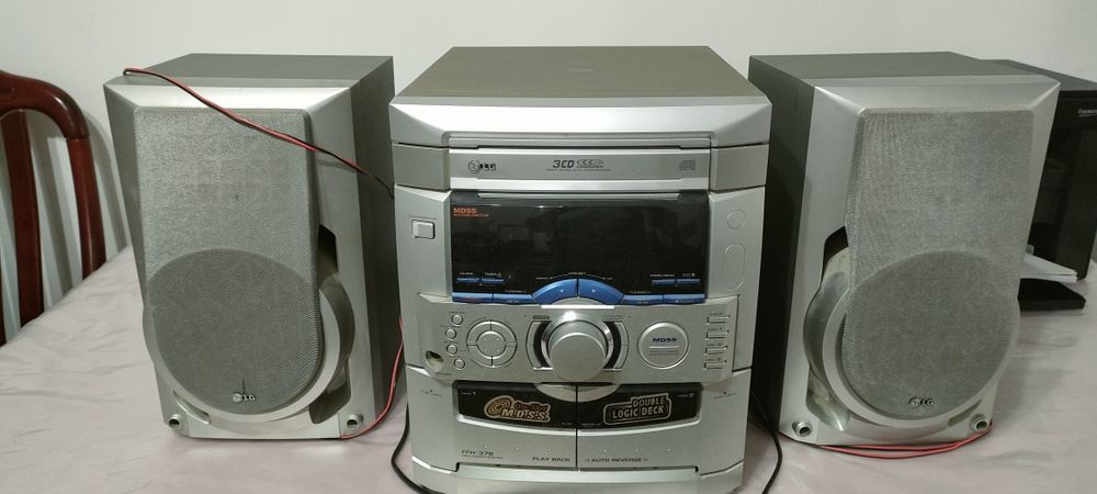 Стерео система  ,