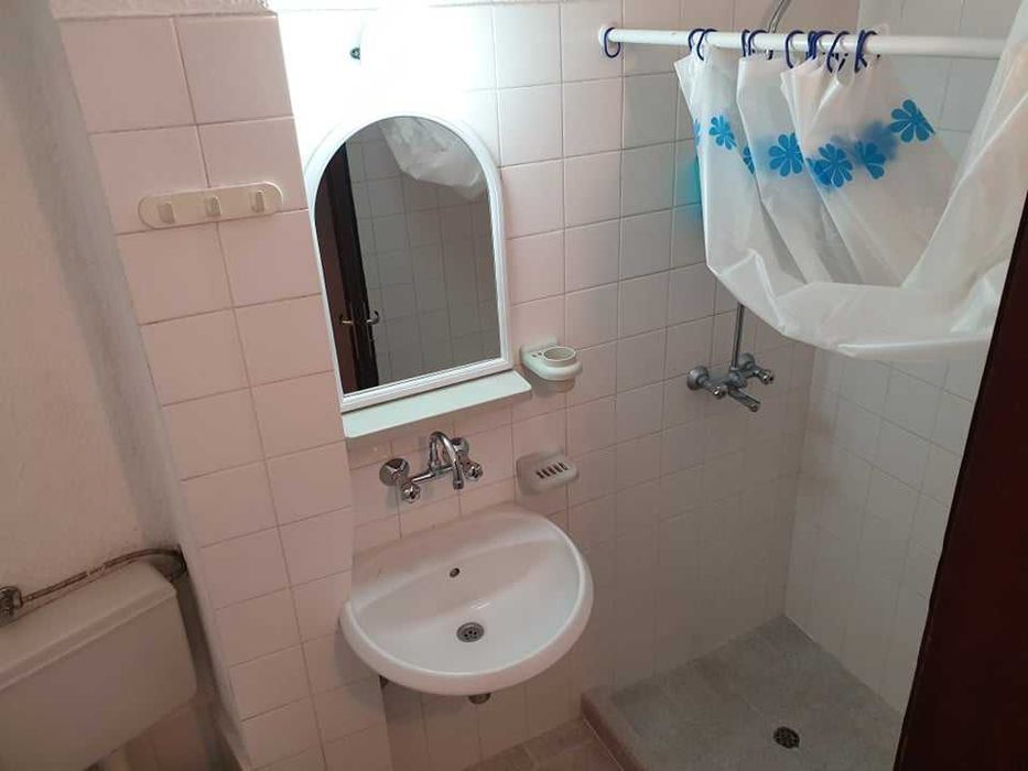 Дава се под наем Тристаен апартамент в Бургас, Възраждане - 100 кв.м за 255 € - Снимка #3