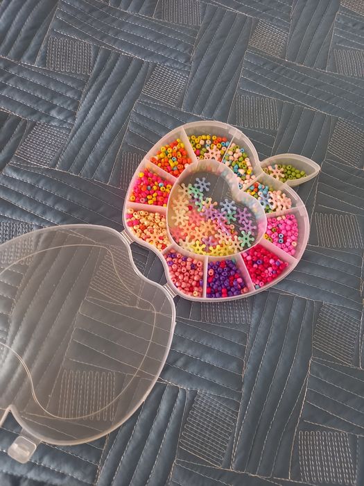 Набор бисера и фигурок для творчества