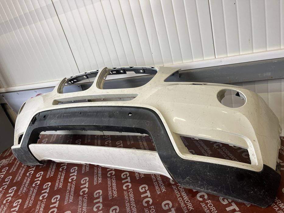 2 броя предна броня BMW X3 2011-