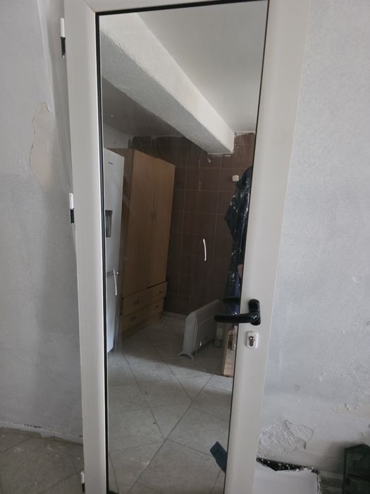 Алминиева врата  -