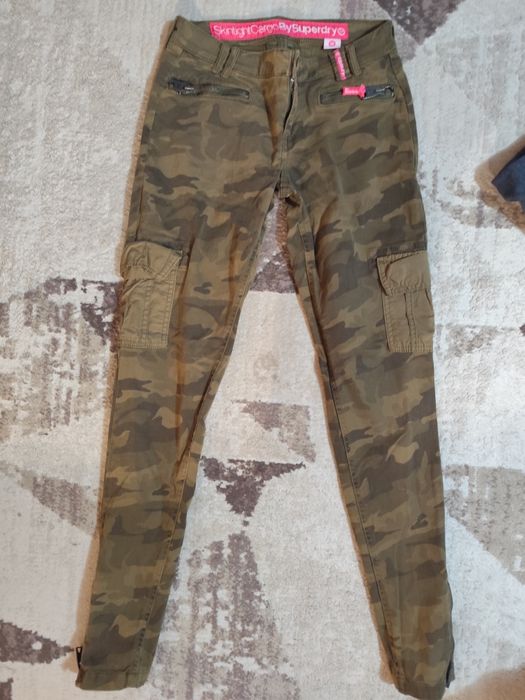 Superdry блузка и камофлажен панталон, размер Xs/S
