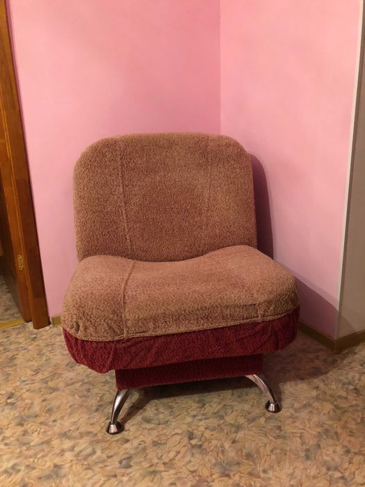 Продам мягкий уголок3+1+1